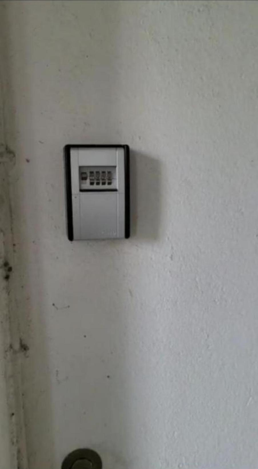3 Zimmer Wohnung - Keine Party Wohnung ! 6 Personen デュッセルドルフ エクステリア 写真